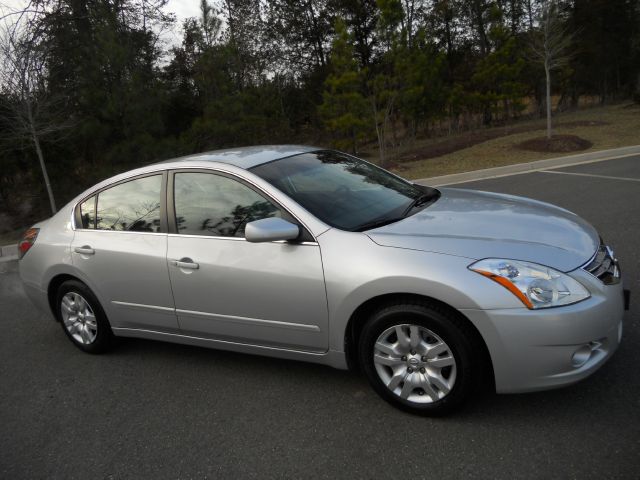 Nissan Altima 2012 photo 4