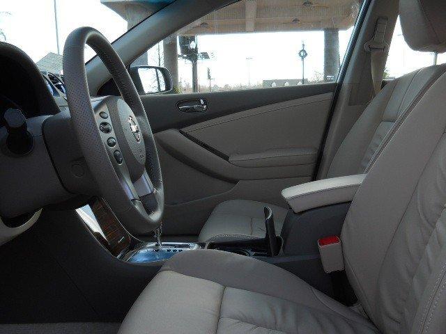 Nissan Altima 2012 photo 3