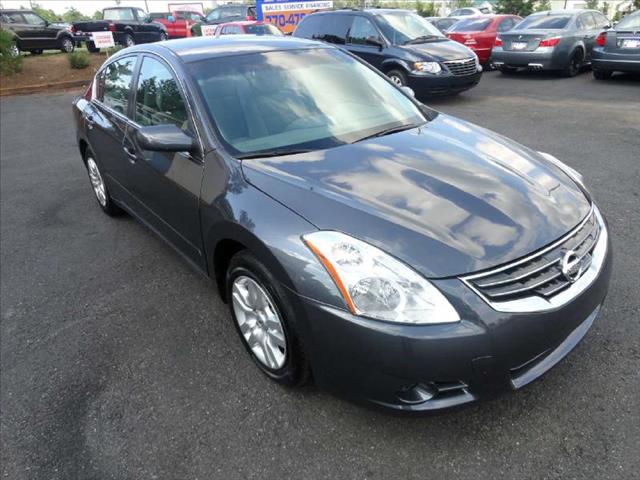 Nissan Altima 2012 photo 1