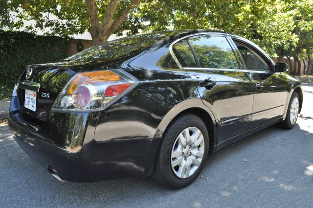 Nissan Altima 2012 photo 3