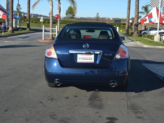 Nissan Altima 2012 photo 4