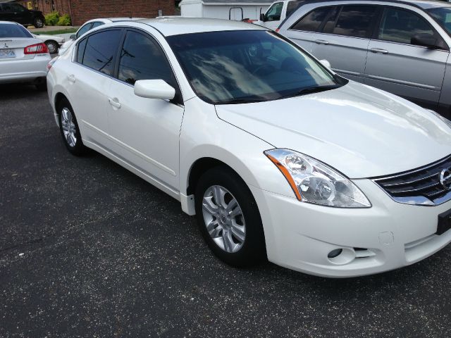 Nissan Altima 2012 photo 4