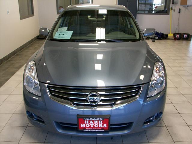 Nissan Altima 2012 photo 4