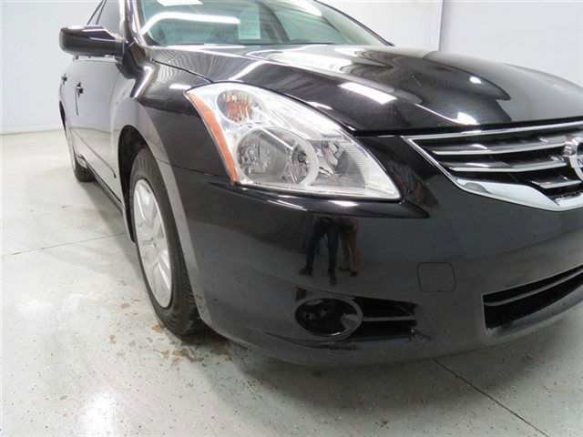 Nissan Altima 2012 photo 3