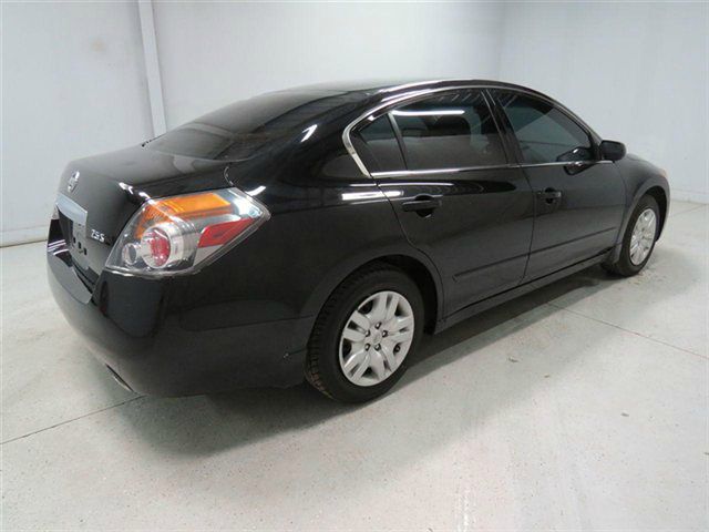 Nissan Altima 2012 photo 7