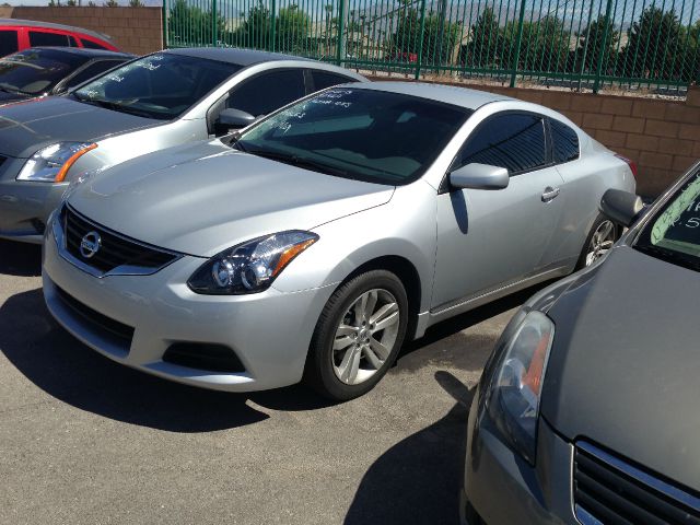 Nissan Altima C/k1500 2WD Extended Cab Coupe