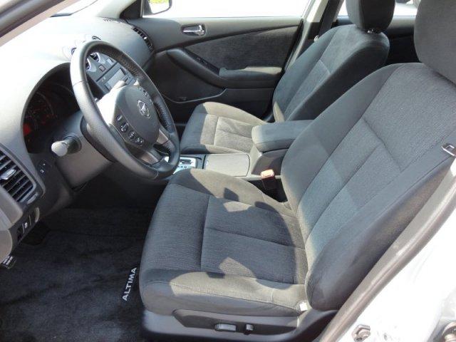 Nissan Altima 2012 photo 3