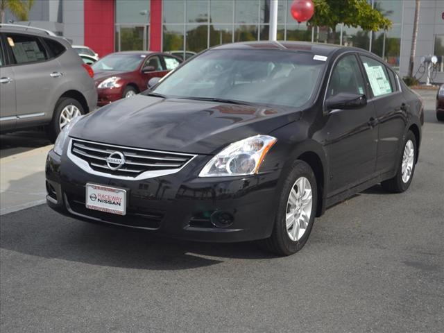 Nissan Altima 2012 photo 1