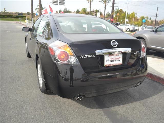 Nissan Altima 2012 photo 3