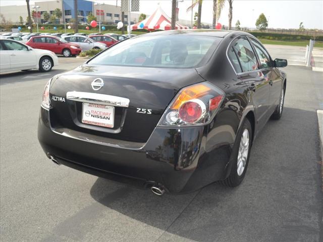 Nissan Altima 2012 photo 5