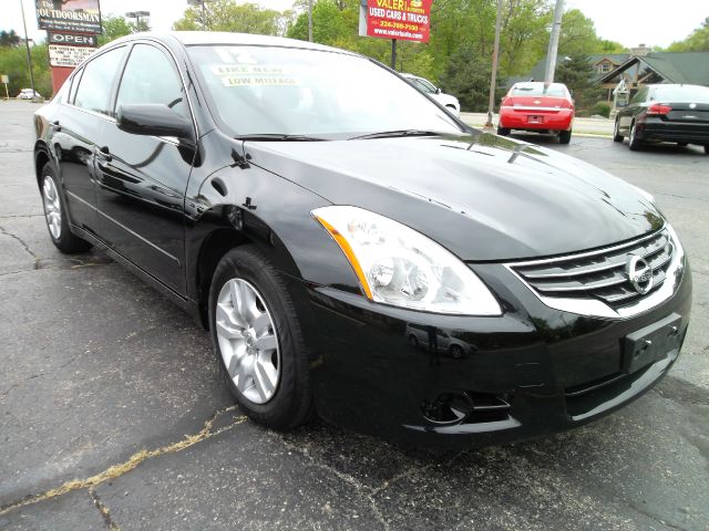 Nissan Altima 2012 photo 11