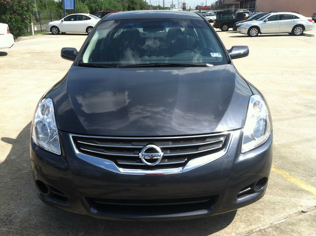 Nissan Altima 2012 photo 3