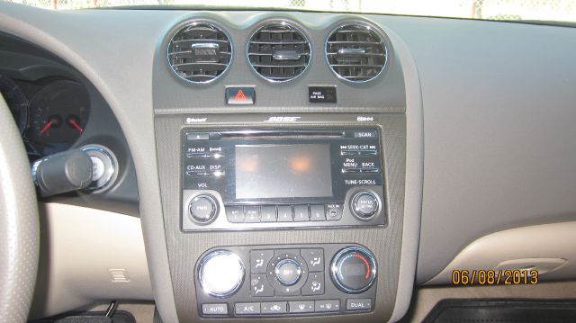 Nissan Altima 2012 photo 6