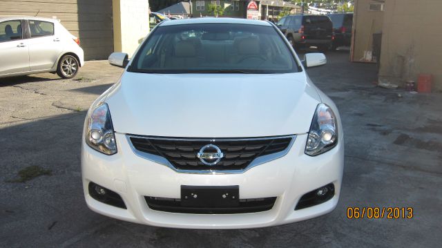 Nissan Altima 2012 photo 8