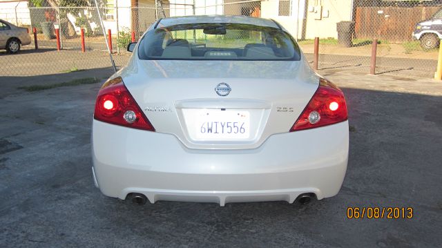 Nissan Altima 2012 photo 9