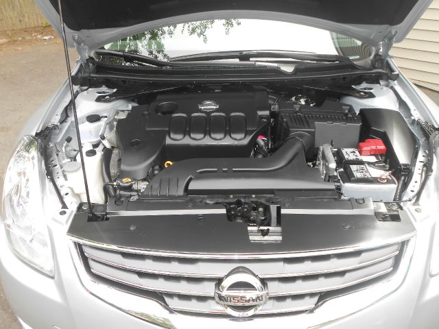 Nissan Altima 2012 photo 10