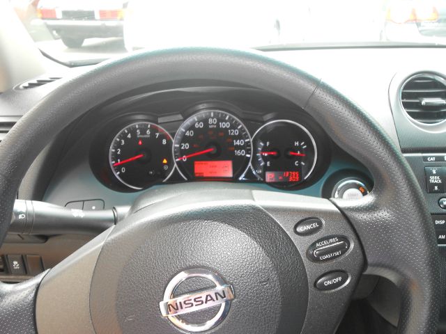 Nissan Altima 2012 photo 3