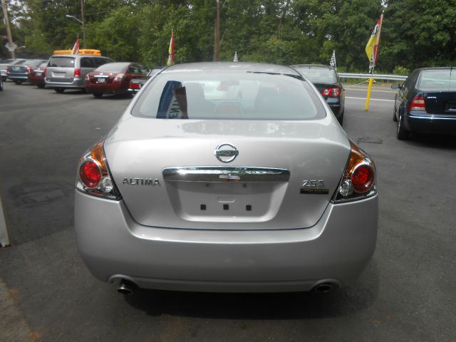 Nissan Altima 2012 photo 4