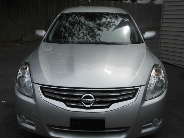 Nissan Altima 2012 photo 9