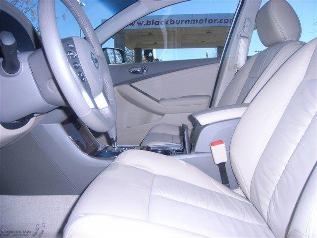 Nissan Altima 2012 photo 3