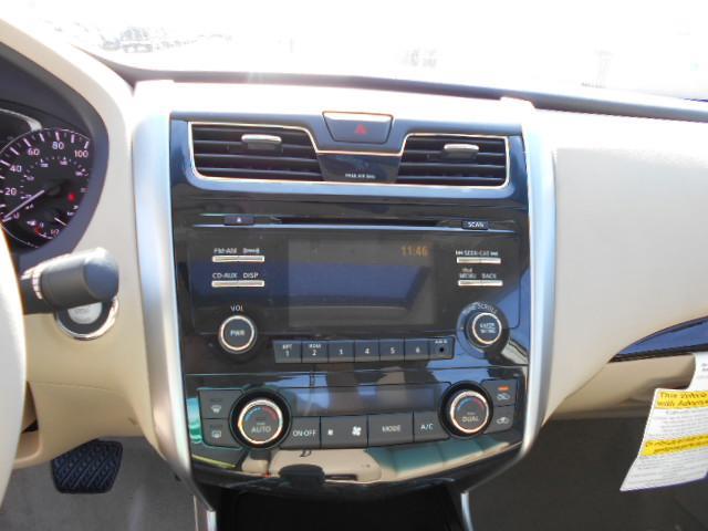 Nissan Altima 2013 photo 13