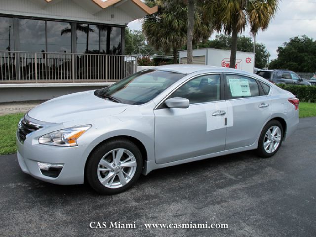 Nissan Altima 2013 photo 10