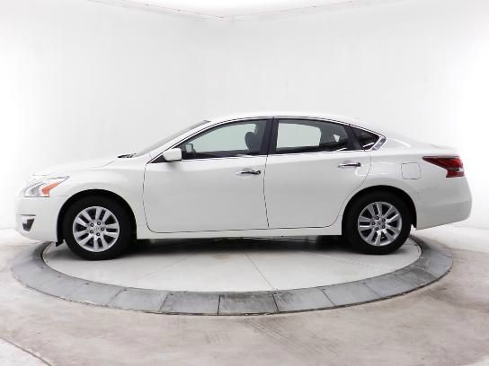 Nissan Altima 2013 photo 1