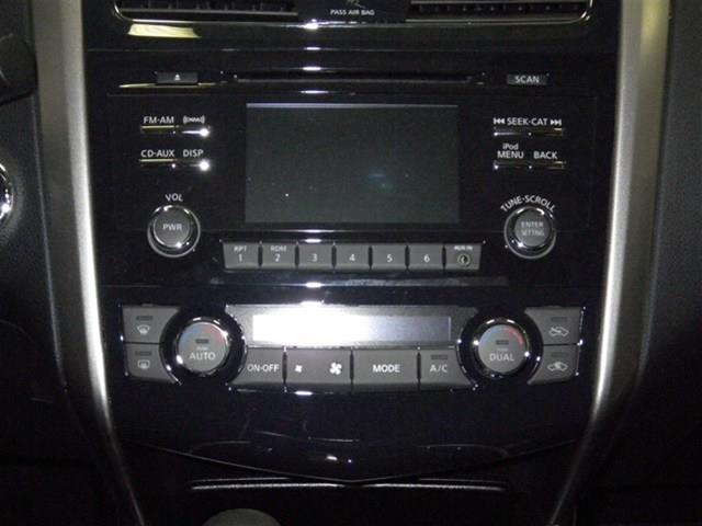 Nissan Altima 2013 photo 2