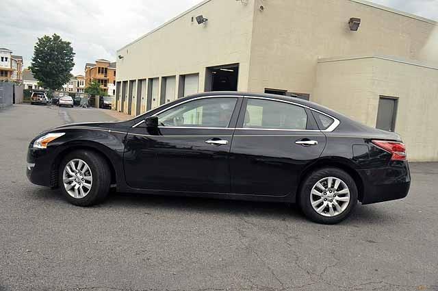 Nissan Altima 2013 photo 1