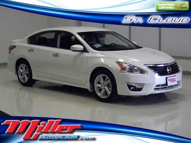 Nissan Altima 2013 photo 4