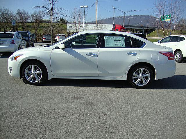 Nissan Altima 2013 photo 1