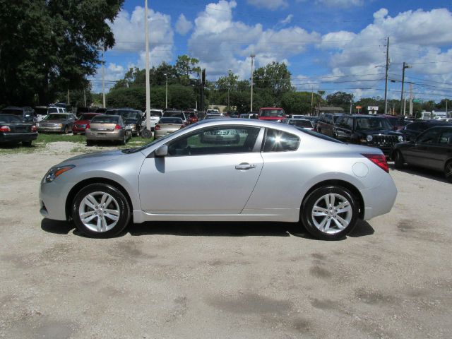 Nissan Altima 2013 photo 1