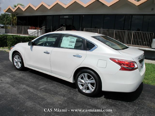 Nissan Altima 2013 photo 8