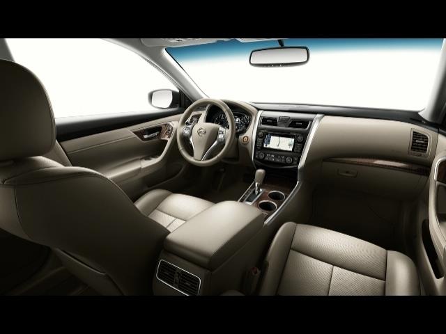 Nissan Altima 2013 photo 4