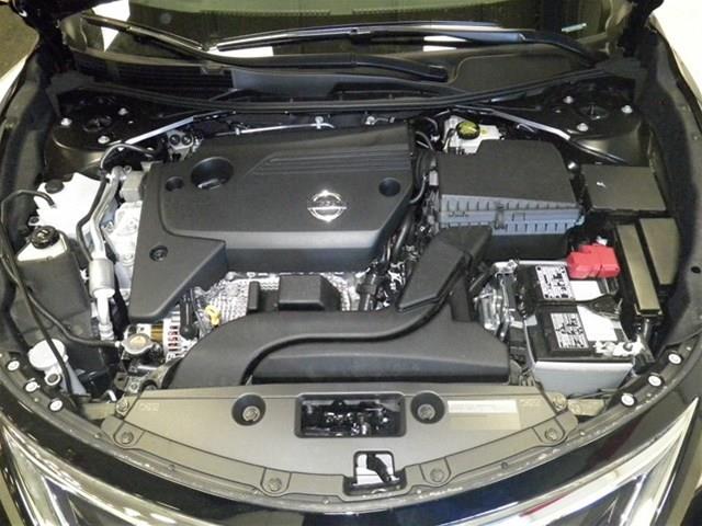 Nissan Altima 2013 photo 28