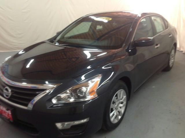 Nissan Altima 2013 photo 3