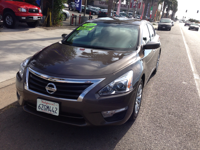 Nissan Altima 2013 photo 1