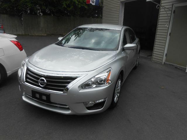 Nissan Altima 2013 photo 3