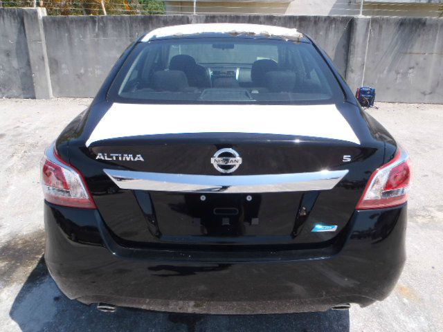 Nissan Altima 2013 photo 1