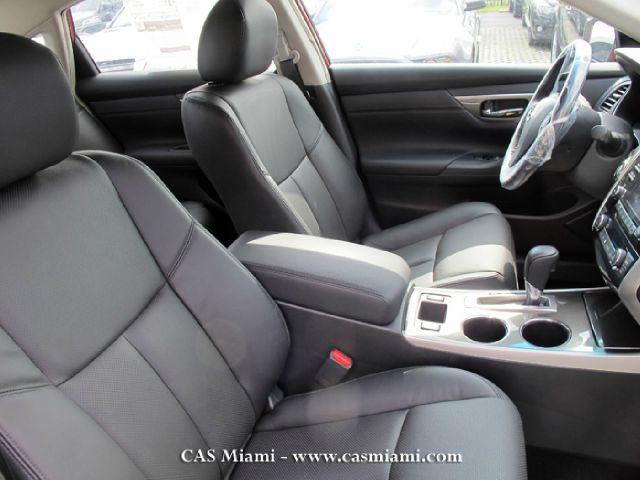 Nissan Altima 2013 photo 12