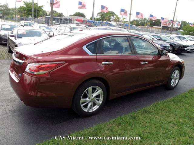 Nissan Altima 2013 photo 13