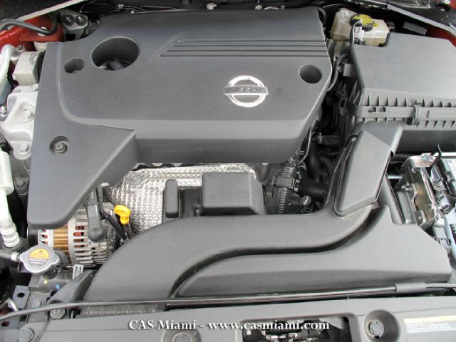 Nissan Altima 2013 photo 5