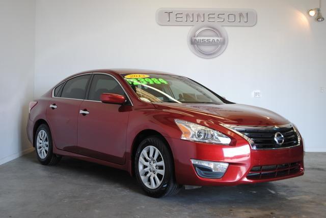 Nissan Altima 2013 photo 1