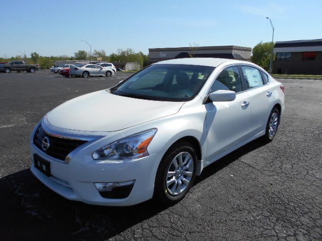 Nissan Altima 2013 photo 17