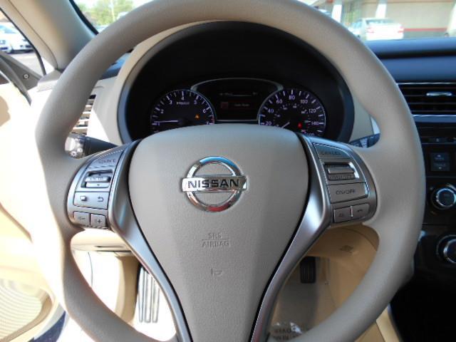 Nissan Altima 2013 photo 9