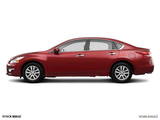 Nissan Altima 2013 photo 4