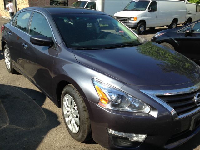 Nissan Altima 2013 photo 1