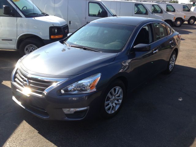 Nissan Altima 2013 photo 4