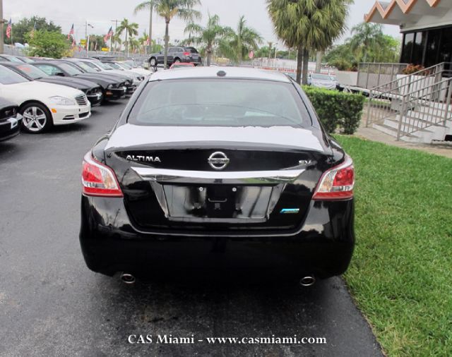 Nissan Altima 2013 photo 1