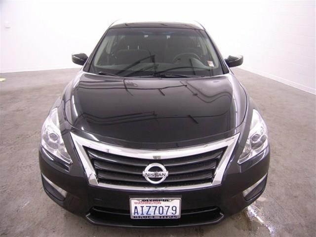 Nissan Altima 2013 photo 13